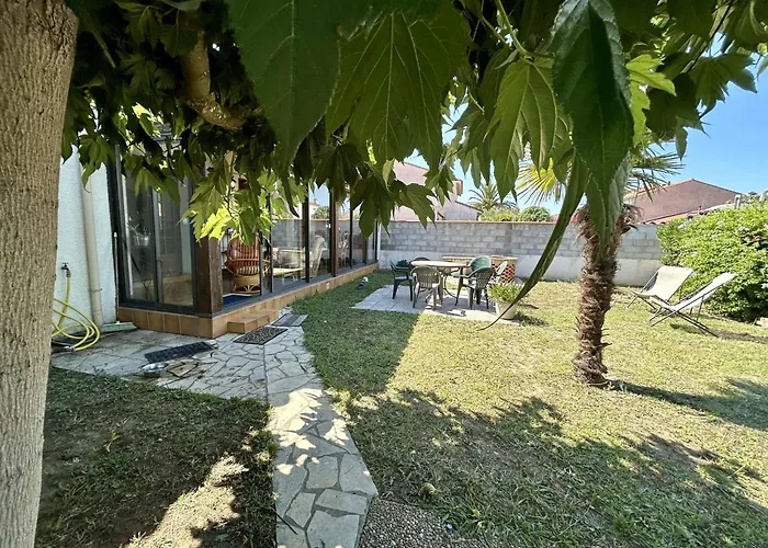 Grande Maison Avecjardin Dans Un Quartier Calme St Cyprien Sc000-30el