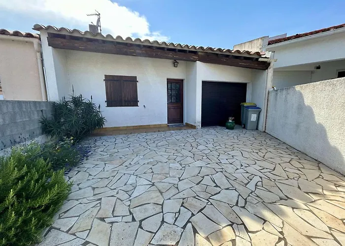 Villa Grande Maison Avecjardin Dans Un Quartier Calme St Cyprien Sc000-30el Saint-Cyprien (Pyrenees-Orientales)