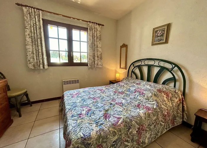 Grande Maison Avecjardin Dans Un Quartier Calme St Cyprien Sc000-30el Villa