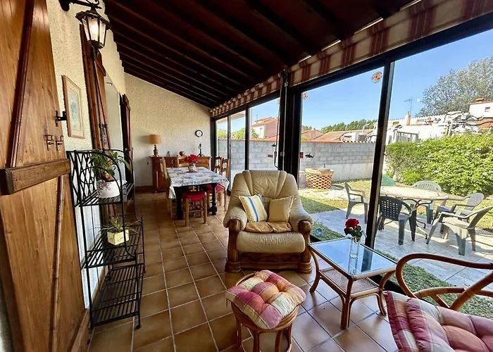 Villa Grande Maison Avecjardin Dans Un Quartier Calme St Cyprien Sc000-30el