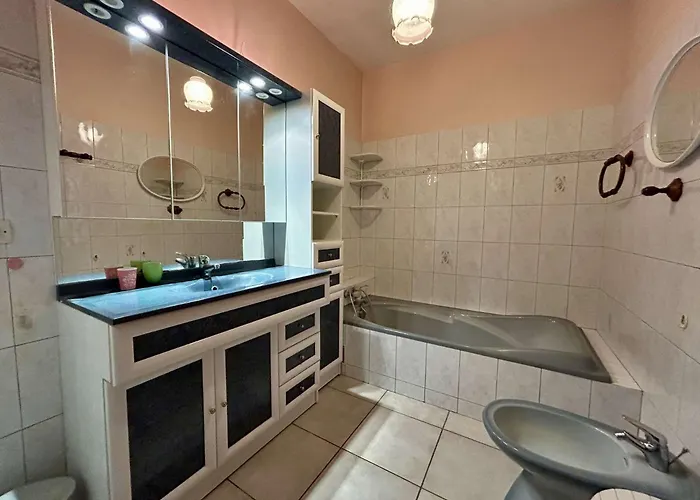 Grande Maison Avecjardin Dans Un Quartier Calme St Cyprien Sc000-30el Villa Saint-Cyprien (Pyrenees-Orientales)
