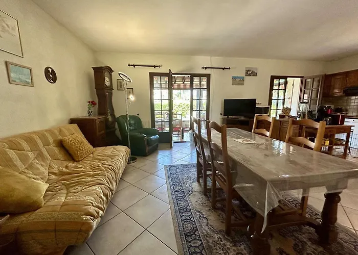 Grande Maison Avecjardin Dans Un Quartier Calme St Cyprien Sc000-30el *